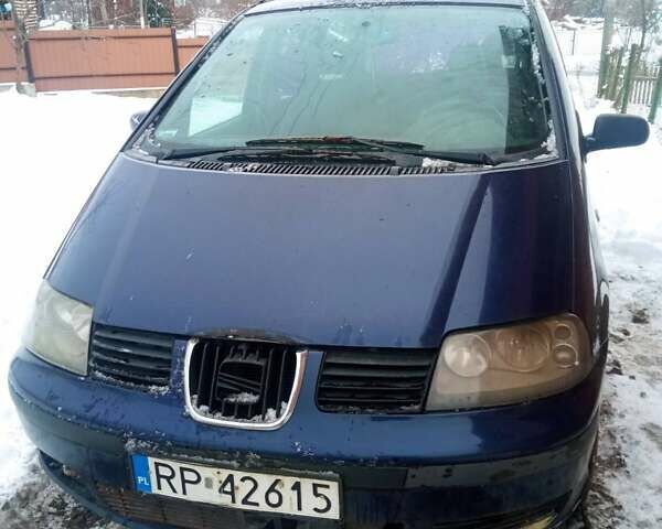 Синий Сеат Альхамбра, объемом двигателя 1.9 л и пробегом 111 тыс. км за 1500 $, фото 1 на Automoto.ua