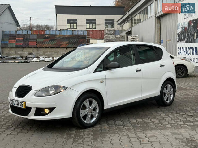 Білий Сеат Altea, об'ємом двигуна 1.6 л та пробігом 255 тис. км за 4999 $, фото 1 на Automoto.ua