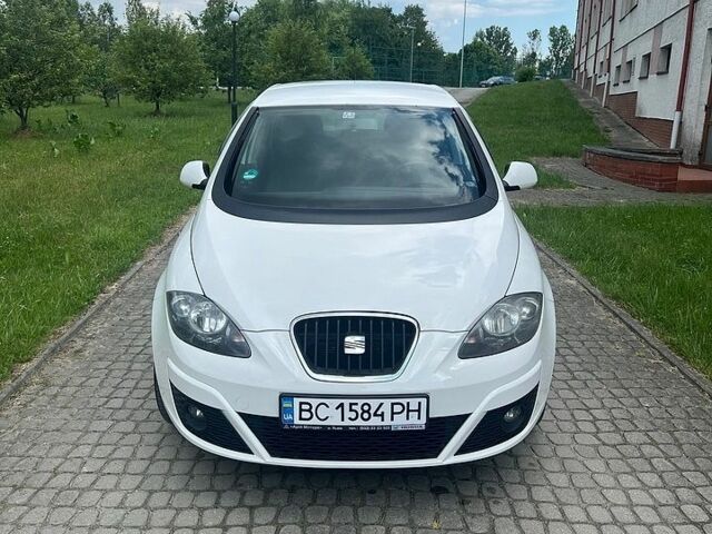 Білий Сеат Altea, об'ємом двигуна 1.6 л та пробігом 250 тис. км за 6100 $, фото 1 на Automoto.ua