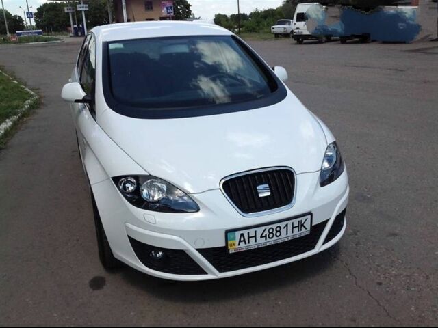 Білий Сеат Altea, об'ємом двигуна 1.2 л та пробігом 91 тис. км за 8600 $, фото 1 на Automoto.ua
