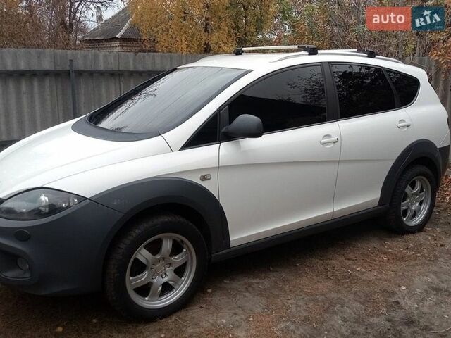 Белый Сеат Алтеа, объемом двигателя 1.97 л и пробегом 319 тыс. км за 11000 $, фото 1 на Automoto.ua