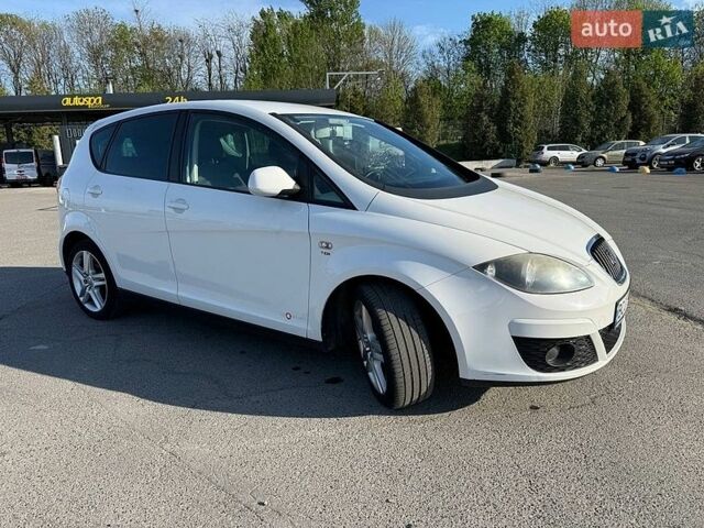 Белый Сеат Алтеа, объемом двигателя 2 л и пробегом 236 тыс. км за 8150 $, фото 1 на Automoto.ua
