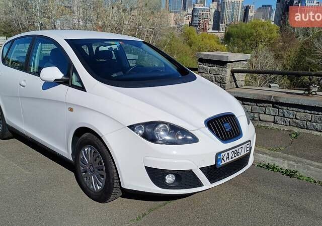 Белый Сеат Алтеа, объемом двигателя 1.2 л и пробегом 167 тыс. км за 7500 $, фото 1 на Automoto.ua