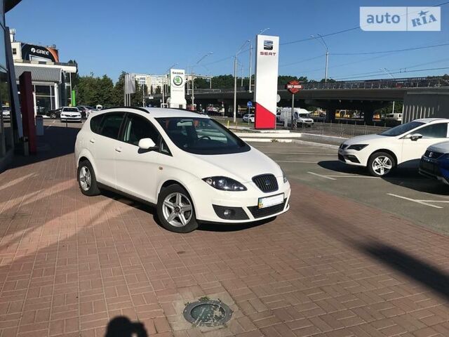 Білий Сеат Altea, об'ємом двигуна 1.6 л та пробігом 50 тис. км за 16500 $, фото 1 на Automoto.ua