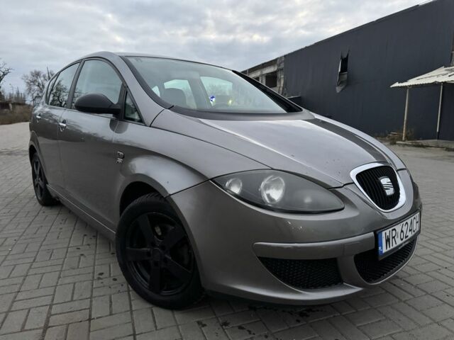 Бежевий Сеат Altea, об'ємом двигуна 1.9 л та пробігом 404 тис. км за 2855 $, фото 1 на Automoto.ua