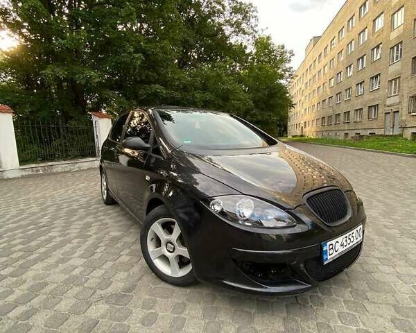 Чорний Сеат Altea, об'ємом двигуна 2 л та пробігом 209 тис. км за 3900 $, фото 1 на Automoto.ua