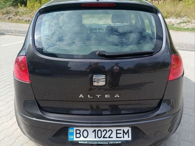 Чорний Сеат Altea, об'ємом двигуна 2 л та пробігом 240 тис. км за 6000 $, фото 1 на Automoto.ua