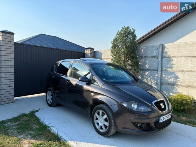 Чорний Сеат Altea, об'ємом двигуна 1.97 л та пробігом 326 тис. км за 6200 $, фото 1 на Automoto.ua