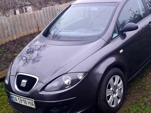 Чорний Сеат Altea, об'ємом двигуна 1.6 л та пробігом 184 тис. км за 5500 $, фото 1 на Automoto.ua