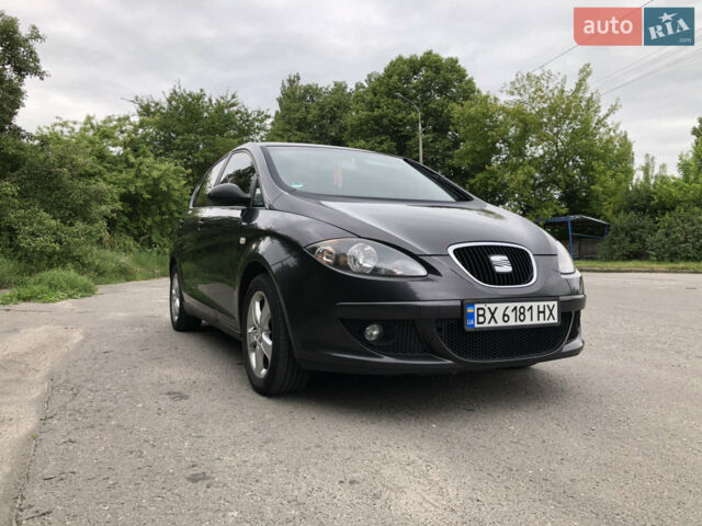 Чорний Сеат Altea, об'ємом двигуна 1.6 л та пробігом 300 тис. км за 4400 $, фото 1 на Automoto.ua