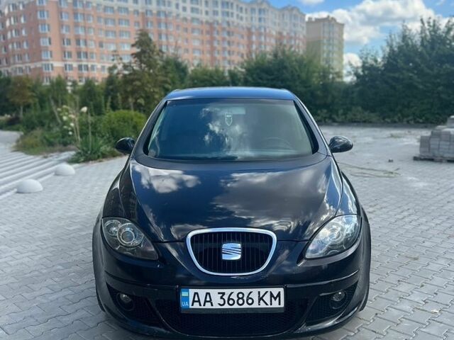 Чорний Сеат Altea, об'ємом двигуна 2 л та пробігом 190 тис. км за 3850 $, фото 1 на Automoto.ua