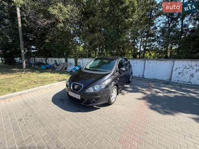 Черный Сеат Алтеа, объемом двигателя 1.6 л и пробегом 308 тыс. км за 4200 $, фото 1 на Automoto.ua