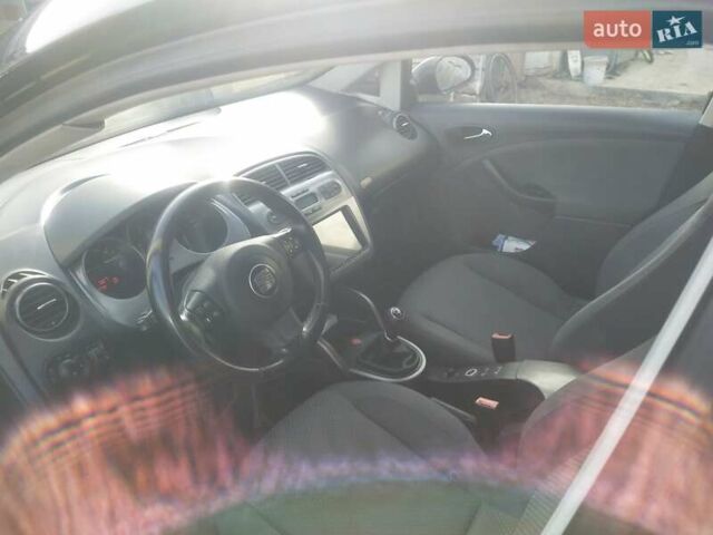 Черный Сеат Алтеа, объемом двигателя 1.9 л и пробегом 222 тыс. км за 4700 $, фото 1 на Automoto.ua