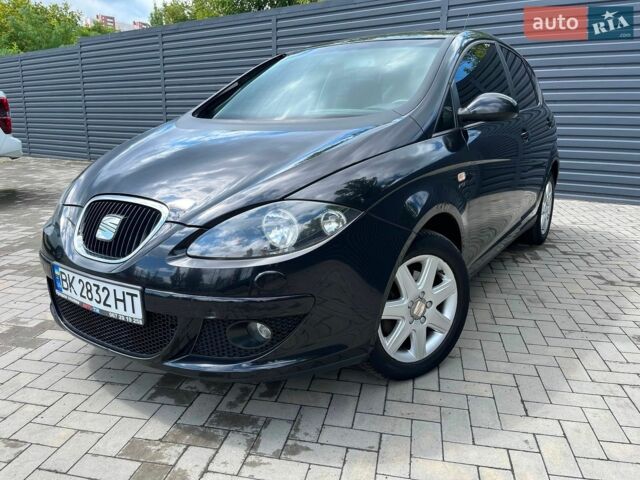 Чорний Сеат Altea, об'ємом двигуна 2 л та пробігом 152 тис. км за 5500 $, фото 1 на Automoto.ua