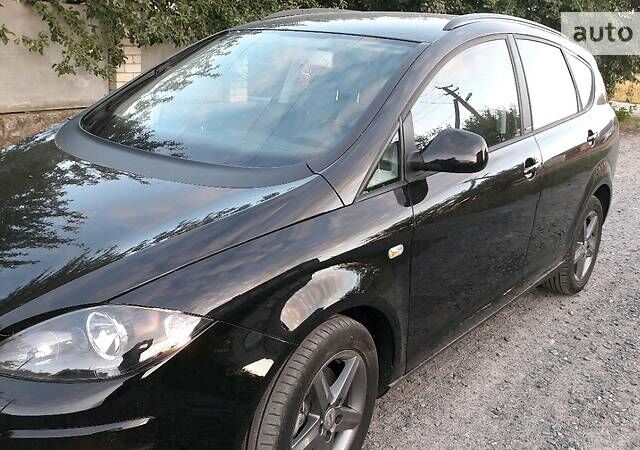 Чорний Сеат Altea, об'ємом двигуна 1.6 л та пробігом 15 тис. км за 16200 $, фото 1 на Automoto.ua