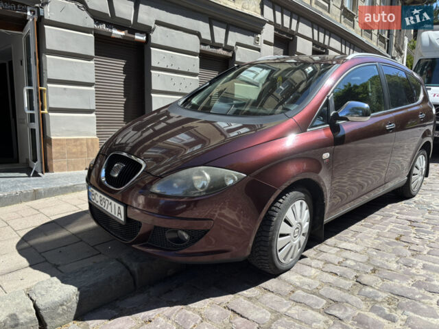 Червоний Сеат Altea, об'ємом двигуна 2 л та пробігом 213 тис. км за 6500 $, фото 1 на Automoto.ua