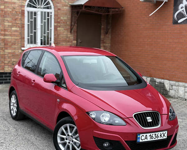 Красный Сеат Алтеа, объемом двигателя 1.39 л и пробегом 226 тыс. км за 6900 $, фото 1 на Automoto.ua