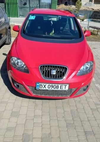 Красный Сеат Алтеа, объемом двигателя 1.6 л и пробегом 126 тыс. км за 11500 $, фото 1 на Automoto.ua