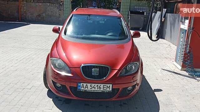Красный Сеат Алтеа, объемом двигателя 2 л и пробегом 187 тыс. км за 6800 $, фото 1 на Automoto.ua