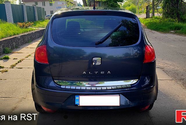 Сеат Алтеа, объемом двигателя 1.6 л и пробегом 270 тыс. км за 4000 $, фото 1 на Automoto.ua