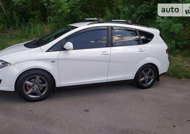 Сеат Алтеа, объемом двигателя 1.6 л и пробегом 127 тыс. км за 11700 $, фото 1 на Automoto.ua