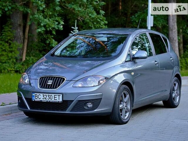 Сеат Алтеа, объемом двигателя 2 л и пробегом 54 тыс. км за 13800 $, фото 1 на Automoto.ua