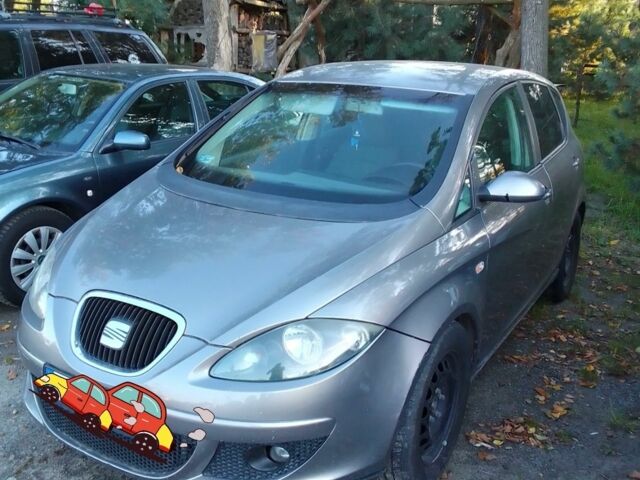 Серый Сеат Алтеа, объемом двигателя 1.9 л и пробегом 355 тыс. км за 2300 $, фото 1 на Automoto.ua