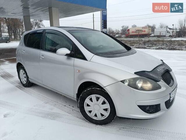 Серый Сеат Алтеа, объемом двигателя 2 л и пробегом 307 тыс. км за 4450 $, фото 1 на Automoto.ua
