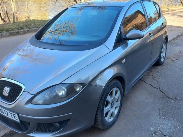 Сірий Сеат Altea, об'ємом двигуна 1.97 л та пробігом 308 тис. км за 4600 $, фото 1 на Automoto.ua