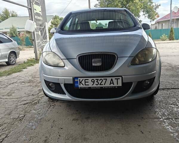 Сірий Сеат Altea, об'ємом двигуна 1.9 л та пробігом 290 тис. км за 4500 $, фото 1 на Automoto.ua