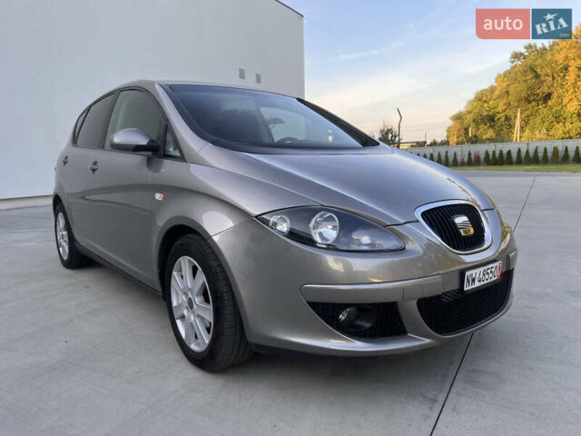 Серый Сеат Алтеа, объемом двигателя 2 л и пробегом 244 тыс. км за 5950 $, фото 1 на Automoto.ua