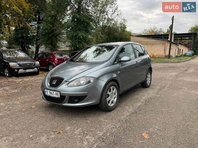 Сірий Сеат Altea, об'ємом двигуна 1.9 л та пробігом 363 тис. км за 3799 $, фото 1 на Automoto.ua