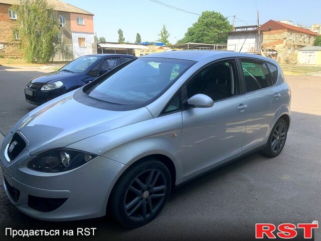 Сірий Сеат Altea, об'ємом двигуна 1.6 л та пробігом 239 тис. км за 3700 $, фото 1 на Automoto.ua