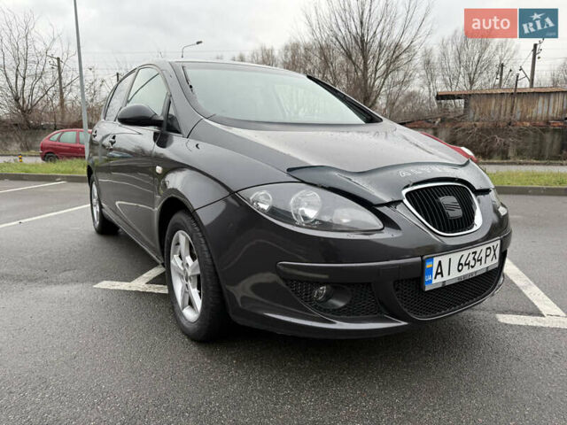 Серый Сеат Алтеа, объемом двигателя 1.6 л и пробегом 207 тыс. км за 4600 $, фото 1 на Automoto.ua