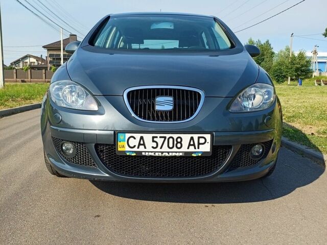 Серый Сеат Алтеа, объемом двигателя 1.6 л и пробегом 121 тыс. км за 6900 $, фото 1 на Automoto.ua