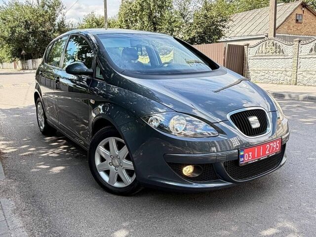 Сірий Сеат Altea, об'ємом двигуна 1.6 л та пробігом 205 тис. км за 4700 $, фото 1 на Automoto.ua
