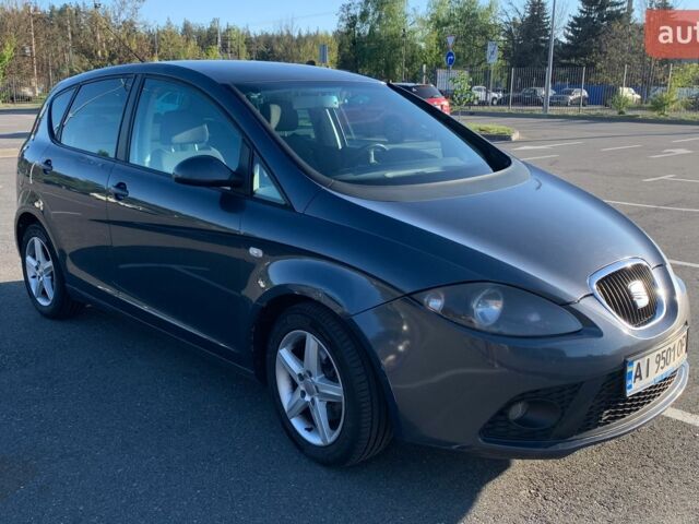 Сірий Сеат Altea, об'ємом двигуна 1.9 л та пробігом 380 тис. км за 4900 $, фото 1 на Automoto.ua