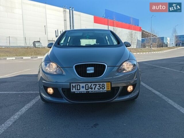 Серый Сеат Алтеа, объемом двигателя 1.6 л и пробегом 200 тыс. км за 5800 $, фото 1 на Automoto.ua