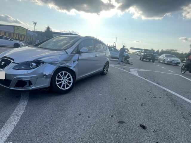 Сірий Сеат Altea, об'ємом двигуна 1.4 л та пробігом 240 тис. км за 3500 $, фото 1 на Automoto.ua