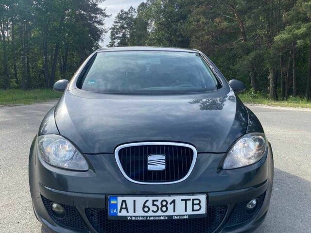 Сірий Сеат Altea, об'ємом двигуна 1.4 л та пробігом 267 тис. км за 5500 $, фото 1 на Automoto.ua