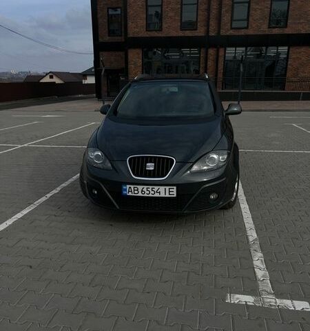 Серый Сеат Алтеа, объемом двигателя 1.97 л и пробегом 243 тыс. км за 8000 $, фото 1 на Automoto.ua