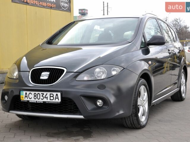 Сірий Сеат Altea, об'ємом двигуна 1.4 л та пробігом 254 тис. км за 5800 $, фото 1 на Automoto.ua
