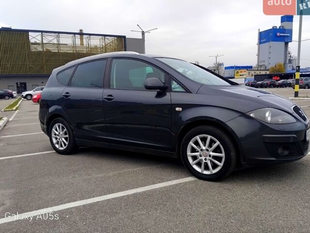 Сірий Сеат Altea, об'ємом двигуна 1.4 л та пробігом 167 тис. км за 6200 $, фото 1 на Automoto.ua