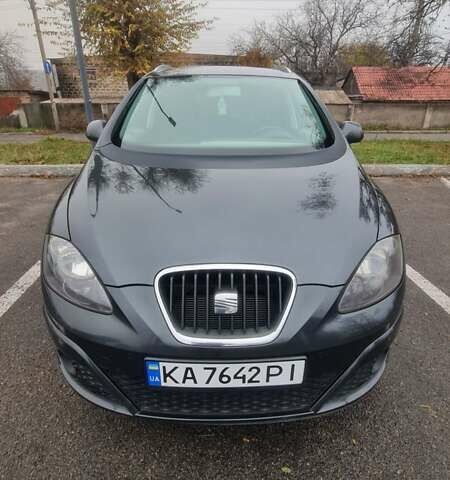 Серый Сеат Алтеа, объемом двигателя 1.8 л и пробегом 225 тыс. км за 6500 $, фото 1 на Automoto.ua
