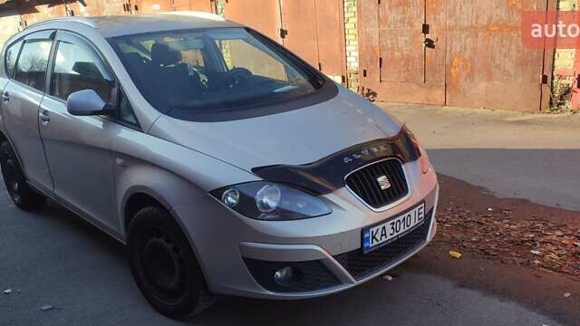 Серый Сеат Алтеа, объемом двигателя 1.6 л и пробегом 238 тыс. км за 7100 $, фото 1 на Automoto.ua