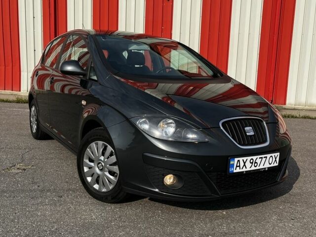 Сірий Сеат Altea, об'ємом двигуна 1.2 л та пробігом 168 тис. км за 6019 $, фото 1 на Automoto.ua