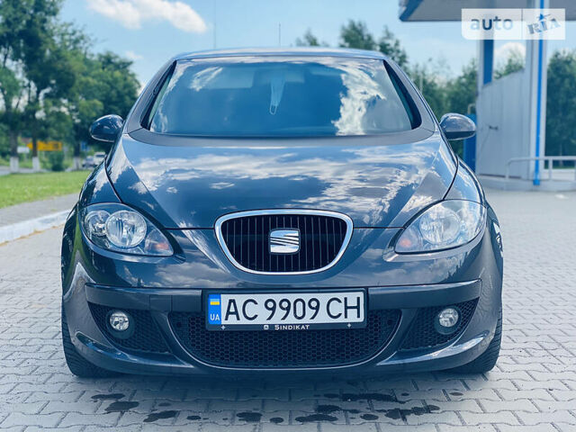 Сірий Сеат Altea, об'ємом двигуна 2 л та пробігом 230 тис. км за 5900 $, фото 1 на Automoto.ua