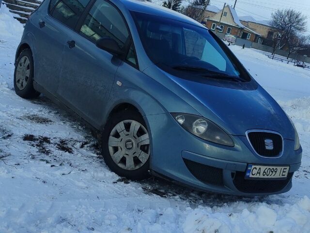 Синій Сеат Altea, об'ємом двигуна 1.9 л та пробігом 356 тис. км за 4700 $, фото 1 на Automoto.ua