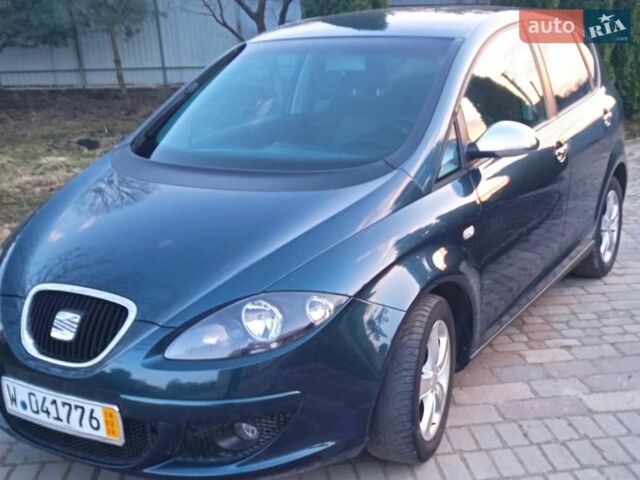 Синій Сеат Altea, об'ємом двигуна 1.6 л та пробігом 220 тис. км за 6000 $, фото 1 на Automoto.ua