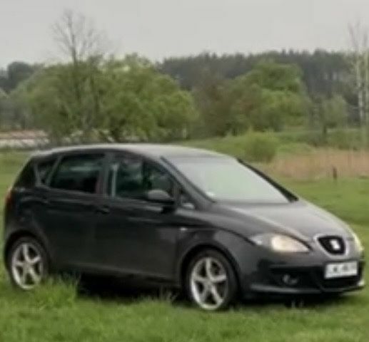 Синий Сеат Алтеа, объемом двигателя 2 л и пробегом 340 тыс. км за 3300 $, фото 1 на Automoto.ua